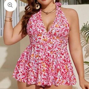 Women’s Pink Floral Print Plus Size Tankini Set. Size 4XL. Never worn